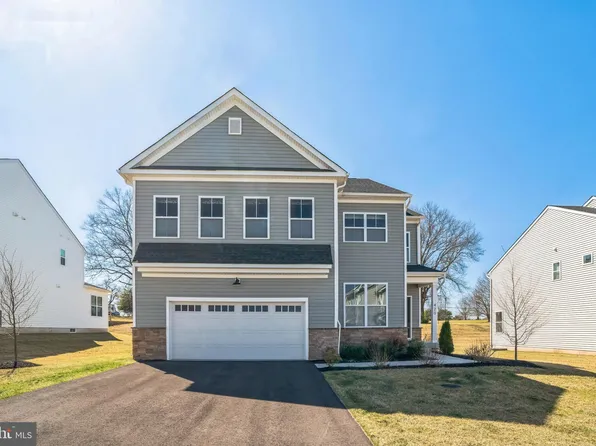 420 S Cedar St, Spring City, PA 19475