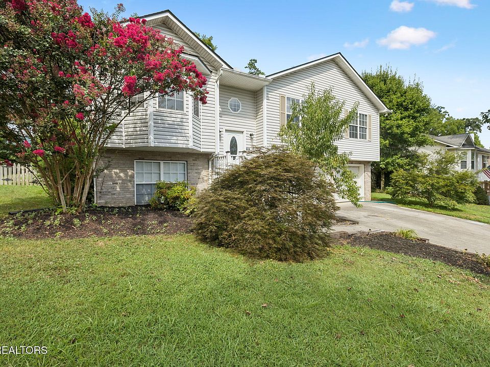 1st image of 7447 Twin Brooks Blvd