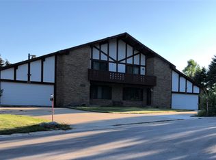 4115 Eldorado Ct, Brookfield, WI 53005