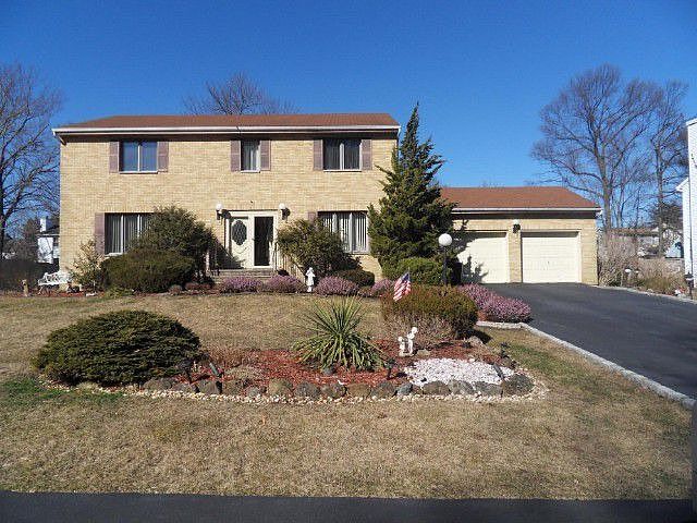 1st image of 7 Woodside Ave
