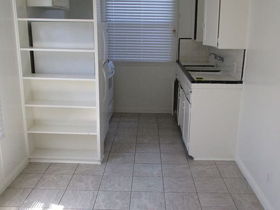 3rd image of 4549 N Banner Dr APT 3