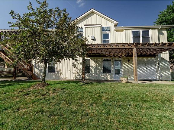 5th image of 1360 Sherman Ct