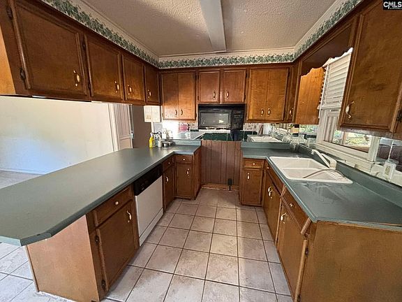 4th image of 521 Cedarwood Dr