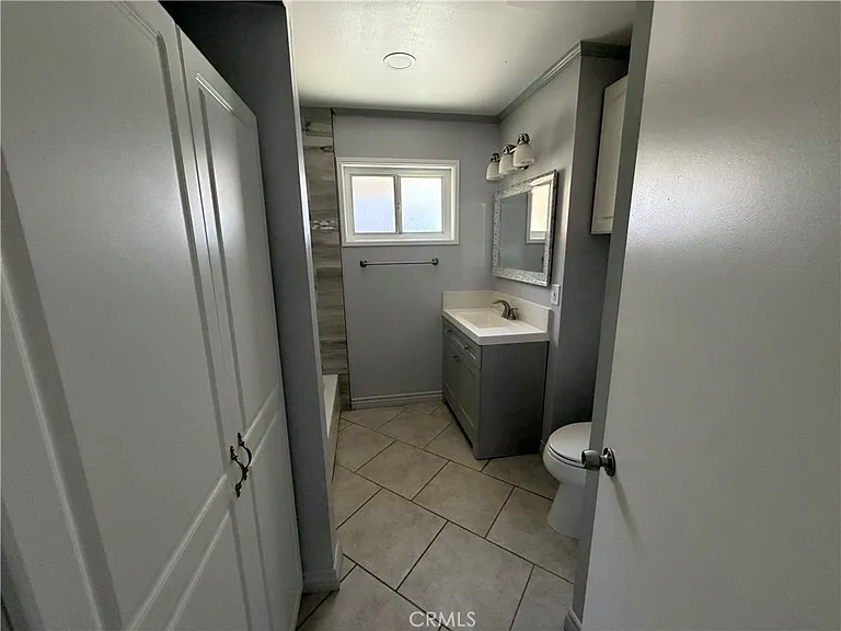 21112 E Brookport St — Photo 12