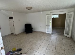 510 N Nicholls St #A, Waycross, GA 31503