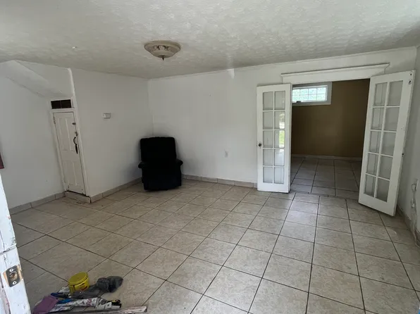 510 N Nicholls St #A, Waycross, GA 31503