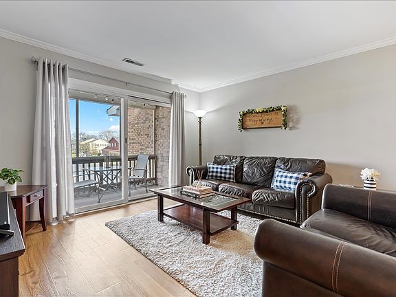 4th image of 7215 Willow Way Ln #10-C