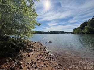 145 Beacon Ridge Dr, Stony Point, NC 28678