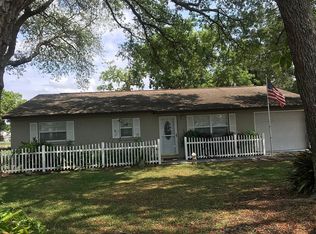 2704 Oak Lynn St, Eustis, FL 32726