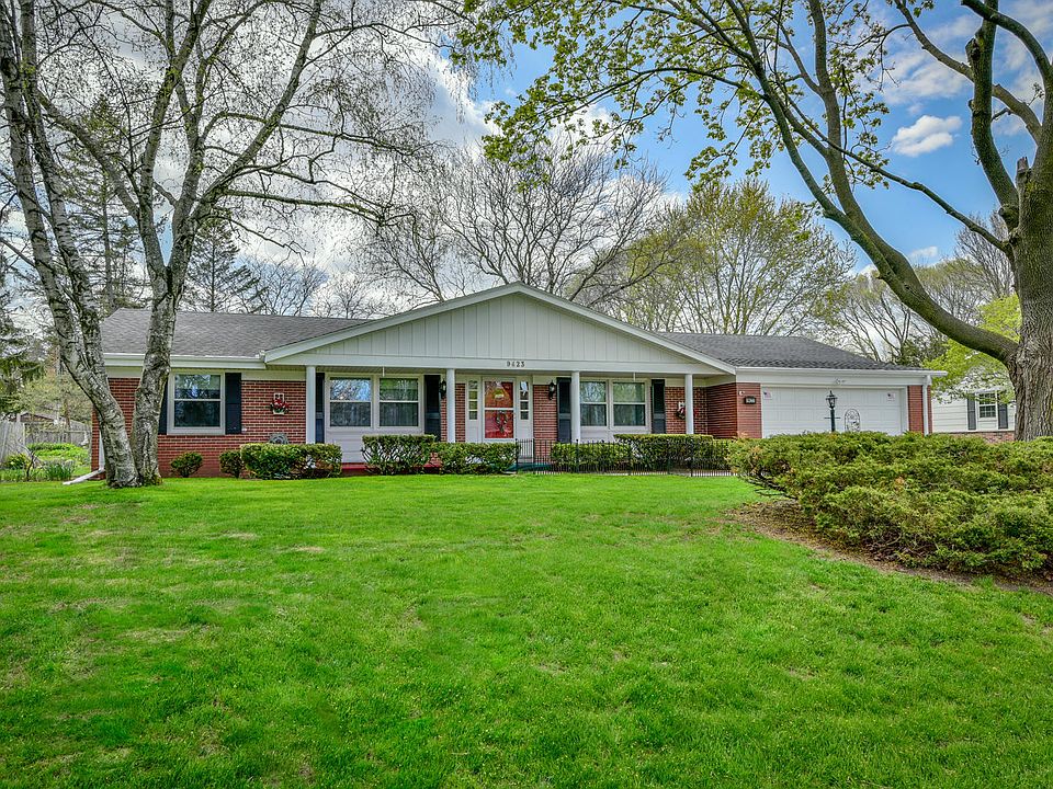 1st image of 9423 N Maura Ln