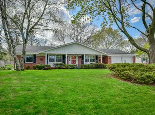 9423 N Maura Ln, Brown Deer, WI 53223
