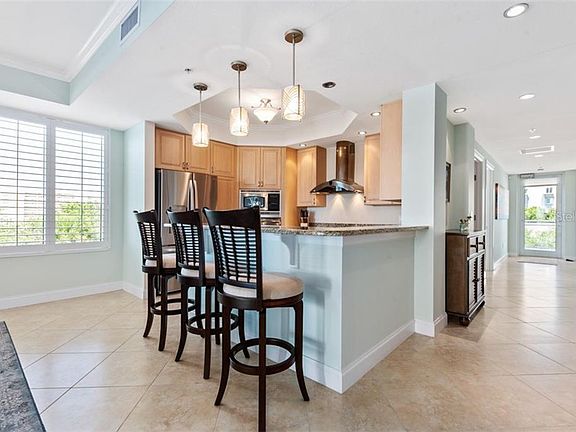 5th image of 1640 Summerhouse Ln Suite 30