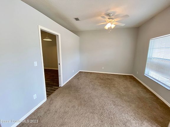 2nd image of 410 Eldron Blvd SE