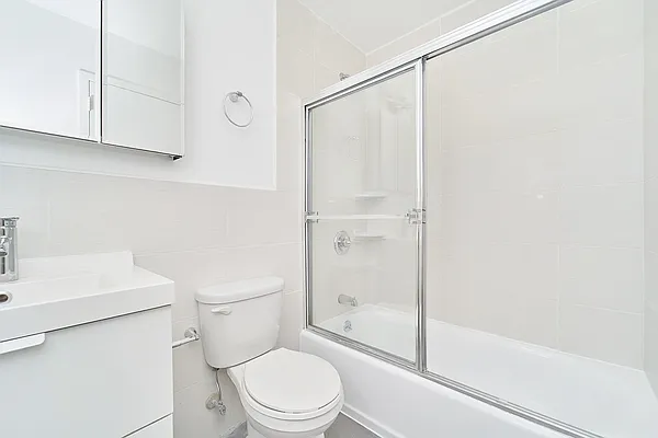Rented by Living New York | media 16