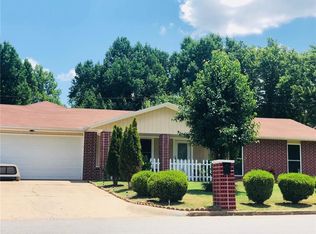 503 S 19th St, Rogers, AR 72758