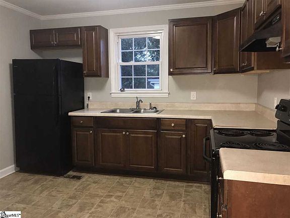4th image of 19 Woodbriar Ct