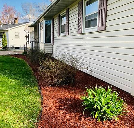 2nd image of 310 Russell Ct