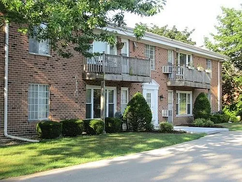 115 Concord Pl Photo 1