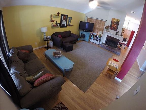 2nd image of 4137 Clary Dr