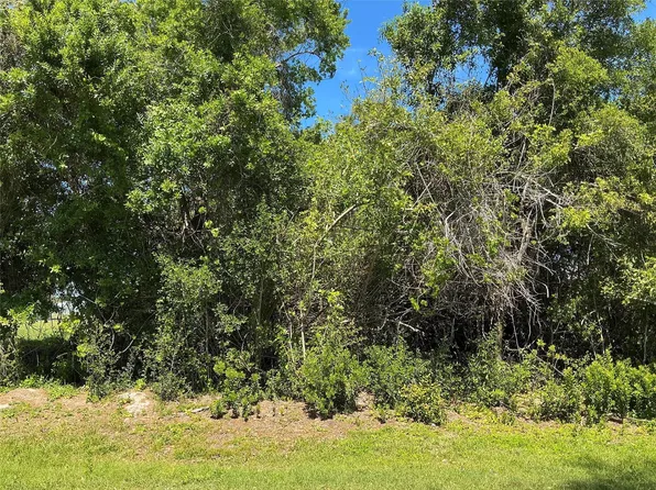 852 Salem Avenue, Sebastian, FL 32958