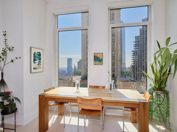 30 Park Place 47C image 2 of 9