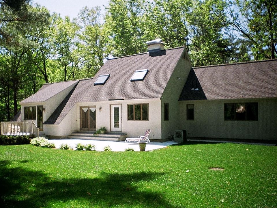 side lawn