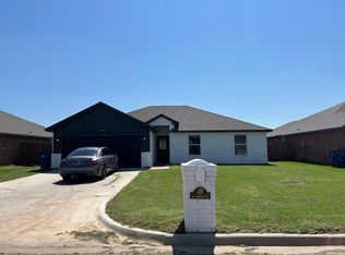 219 Sandstone Ave, Cache, OK 73527