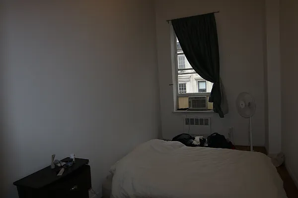 Rented by America Mecca Realty LLC | media 13