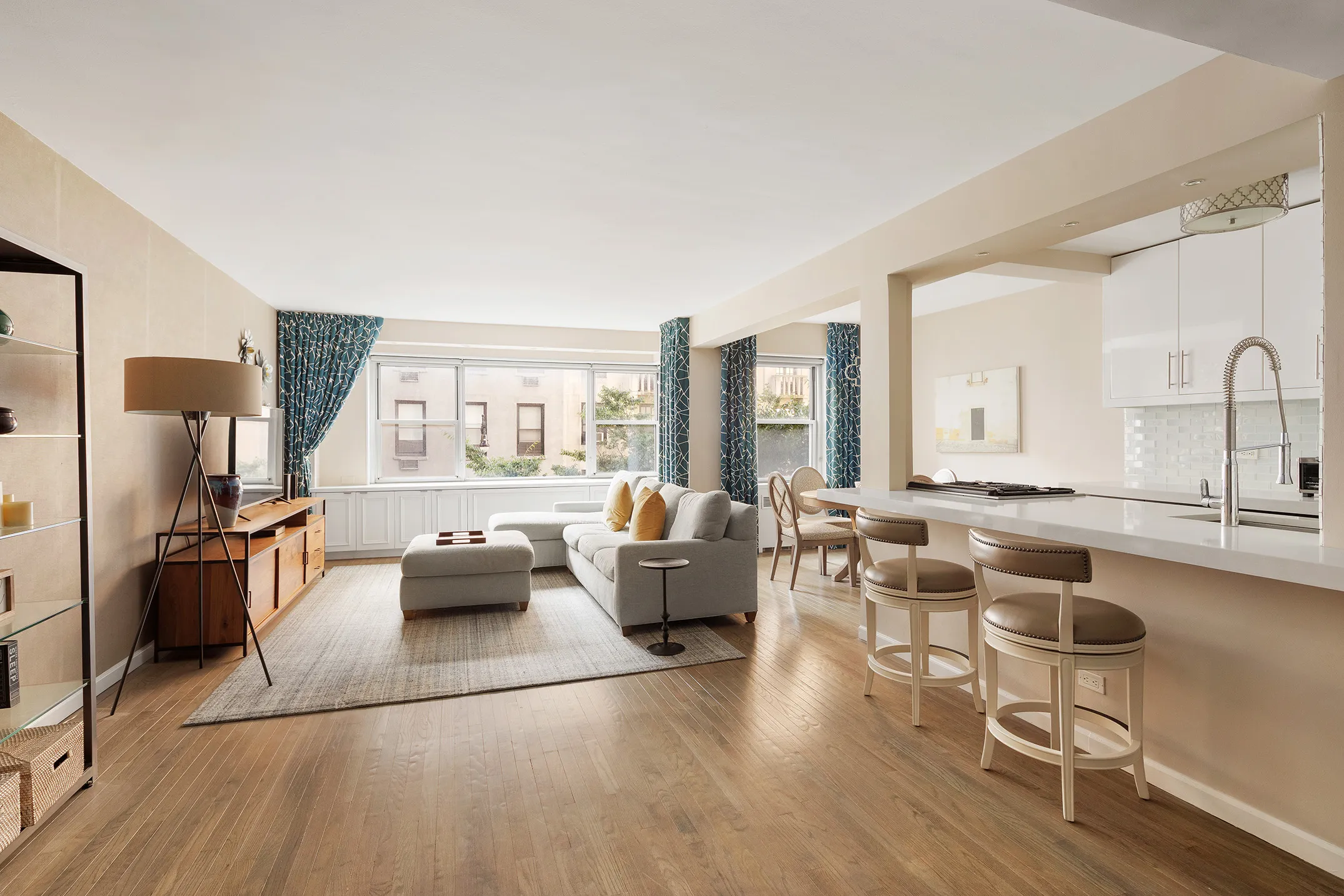 L`Appartment チュールビスチェ　アパルトモン L'Appartementのコーディネートスナップ（WEB VC.N）｜L