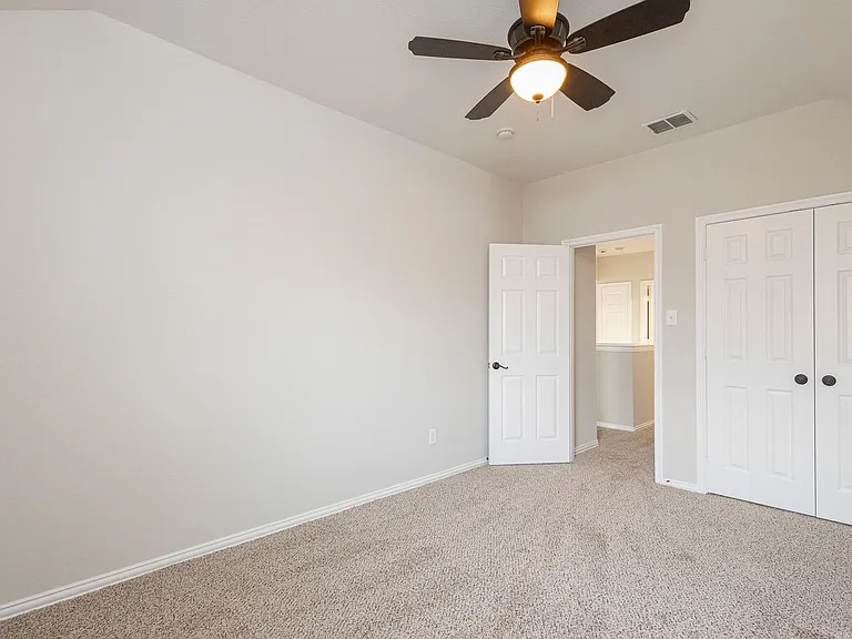 1509 Heron Dr — Photo 25