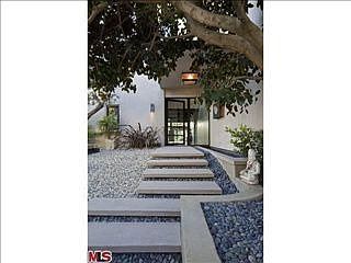 3rd image of 2905 Elvido Dr