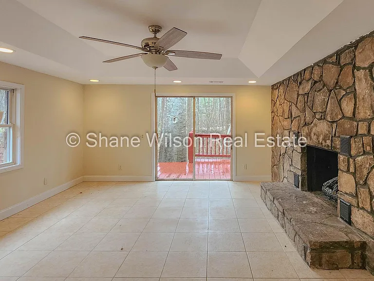 149 Seal Way — Photo 12