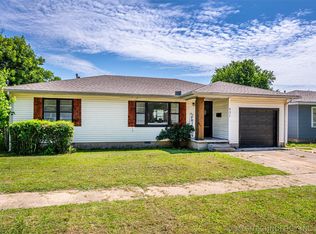 631 W 20th St, Ada, OK 74820