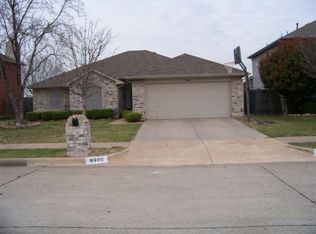 8600 Cotton Creek Ln, Fort Worth, TX 76123