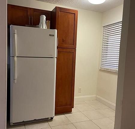 4th image of 1123 Coral Club Dr #1123