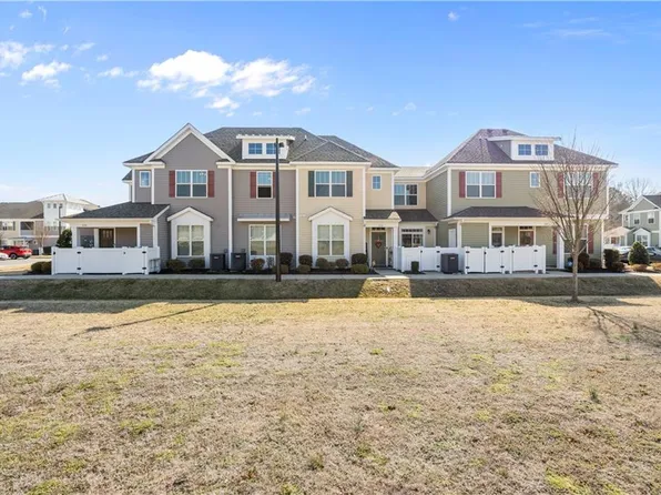 820 Celia Ct, Hampton, VA 23666