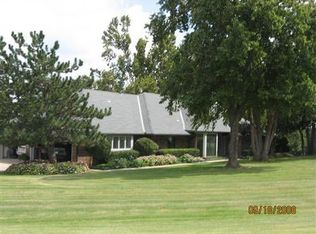 8008 Forest Ln, Oklahoma City, OK 73150