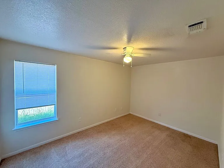 3110 Baldwin Loop — Photo 12