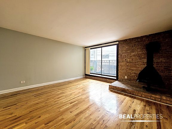 2nd image of 1220 Lasalle St #1220-H2