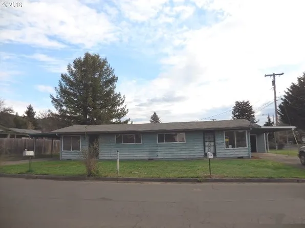 214 Mardonna Way, Sutherlin, OR 97479