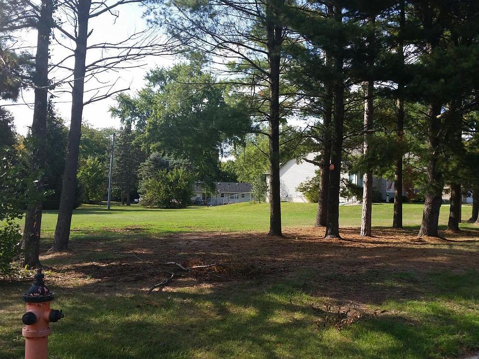 1st image of 804 Friar Tuck Dr