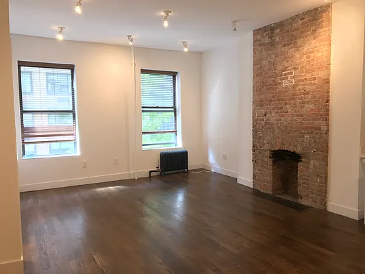 Rented by Triumph Property Group | media 3