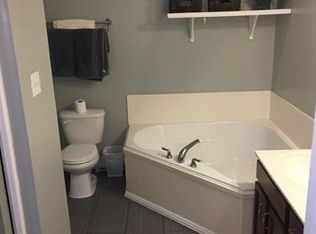 4466 Bay View Dr, Marrero, LA 70072