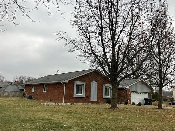 3rd image of 1050 Laguna Ln