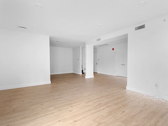 3rd image of 143 Summit Ave #203
