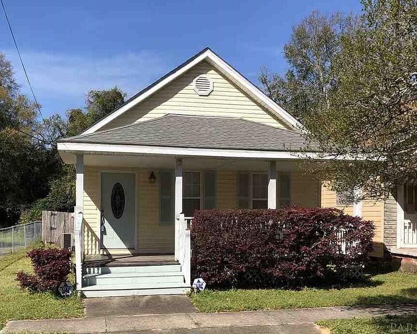 1st image of 1319 N 8th Ave