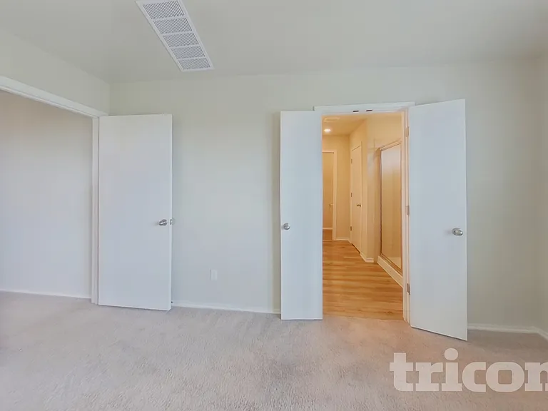 5002 Saddle Club Dr — Photo 5