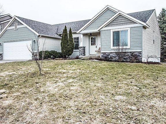 3rd image of 5084 Rivera Dr SW