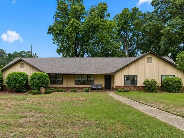 4106 4th Ave E, Northport, AL 35473