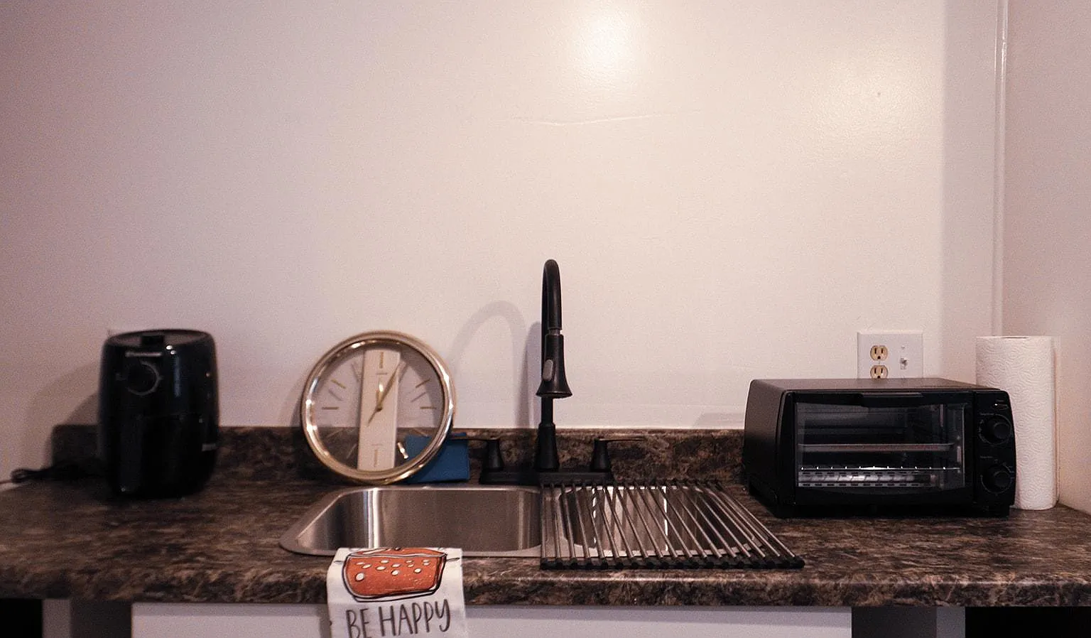 Studio, 1248 sqft, $1,000 — Photo 1